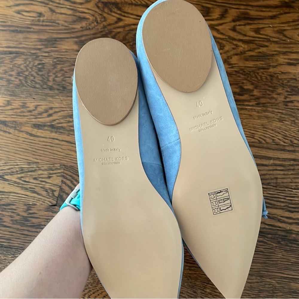 Michael Kors Elegant Blue Lace-Up Women's Shoes - Picture 3 of 3
